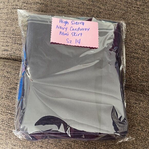 High Sierra Navy Corduroy Mini Skirt Sz 14 - Picture 9 of 9